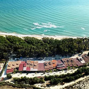 3* База отдыха Eraclea Minoa Village